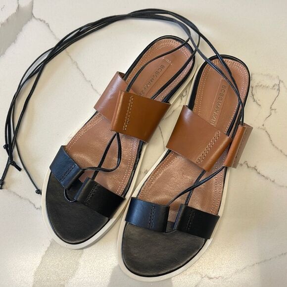 ✨✨ BCBGMAXAZRIA GLADIATOR SANDALS ✨✨ - Picture 1 of 5